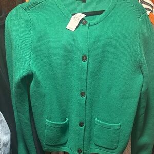 New Loft Emerald green Button-Up cropped Cardigan! 💚🍀